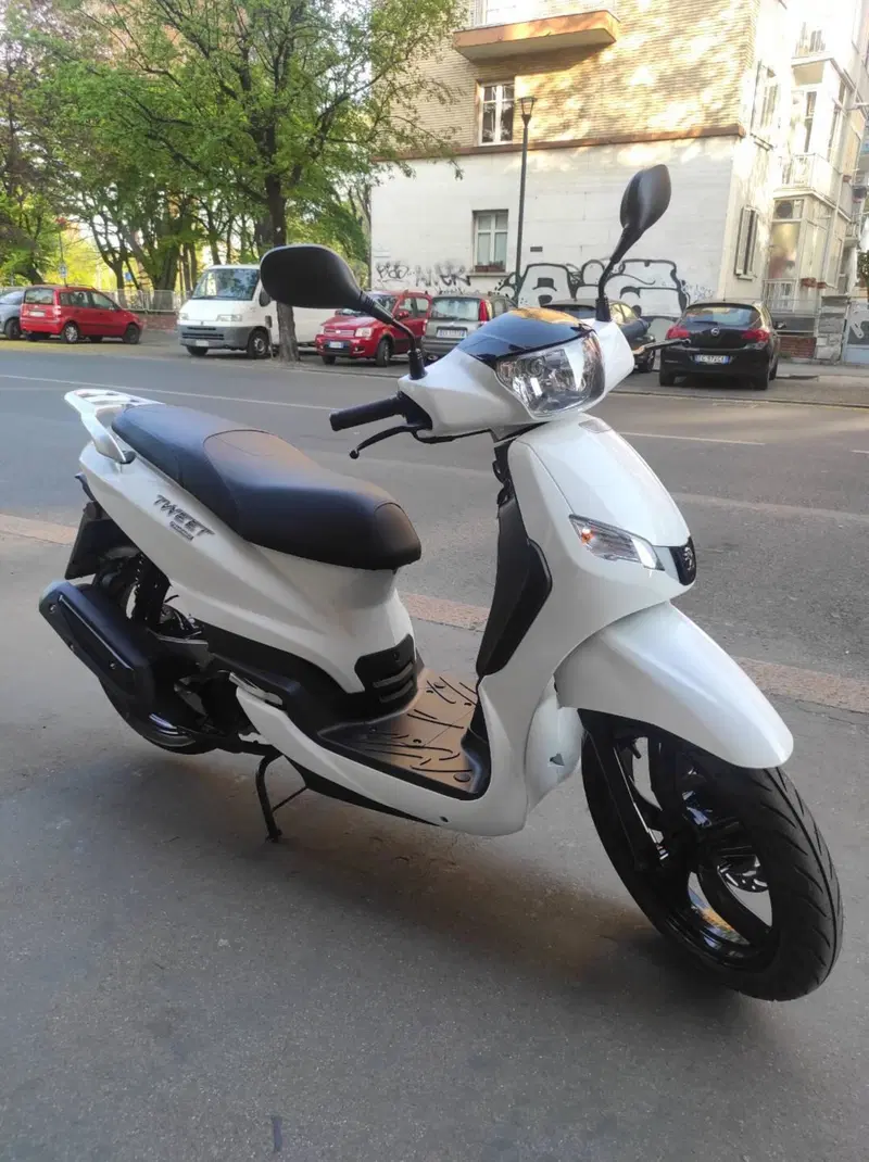 Peugeot Tweet 200 FL Active (2025 - 26) (4)