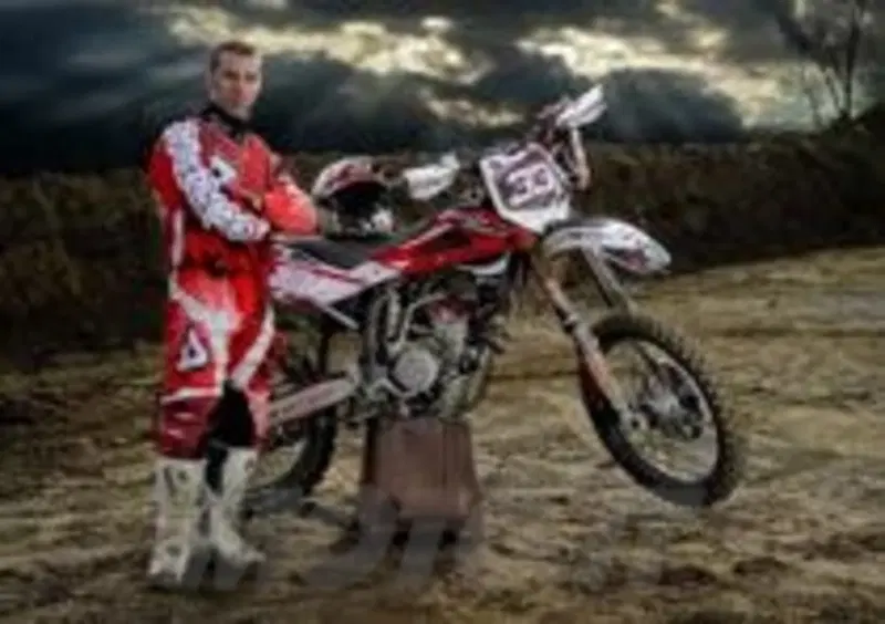 Marco e la sua Husqvarna TC 250
