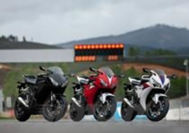 L&#039;estetica della CBR1000RR 2012 &amp;egrave; stata modificata senza stravolgimenti