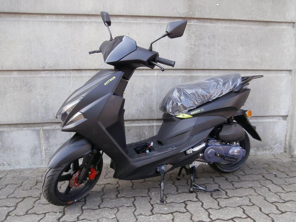 Motron Motorcycles Breezy 50 4T (2021 - 24) (4)