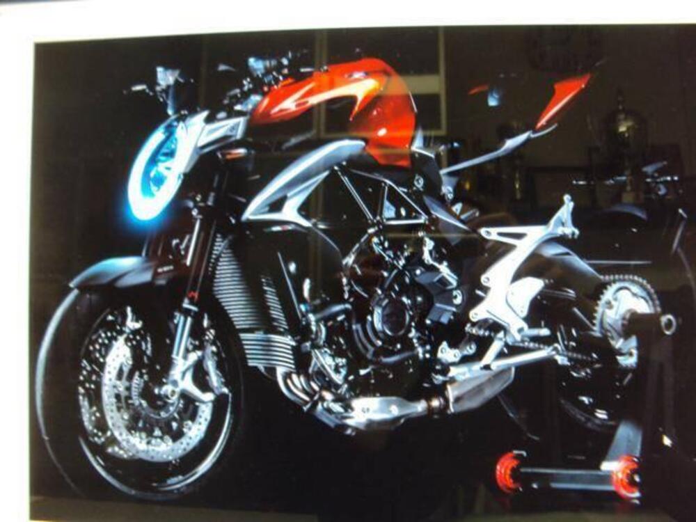 SELLA PILOTA ORIGINALE MV Agusta (3)