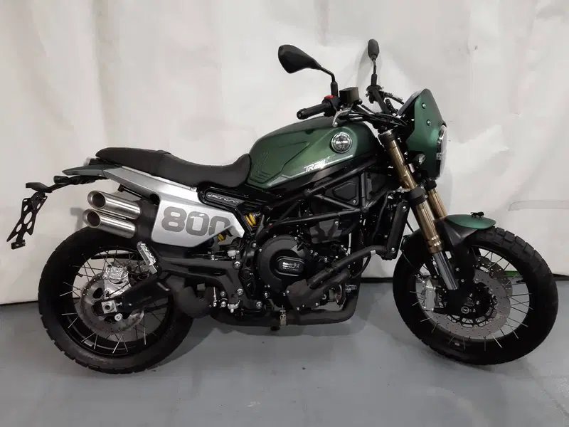 Benelli Leoncino 800 Trail (2022 - 26)