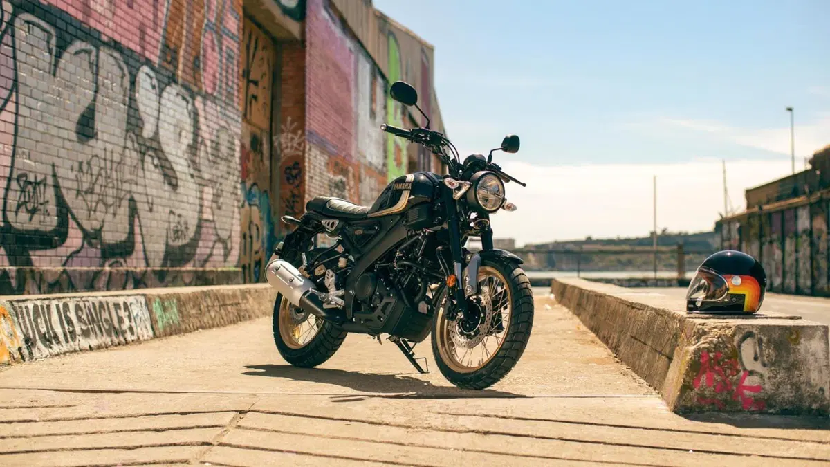 Yamaha XSR125 Legacy 2022: così è ancora più classica (29)