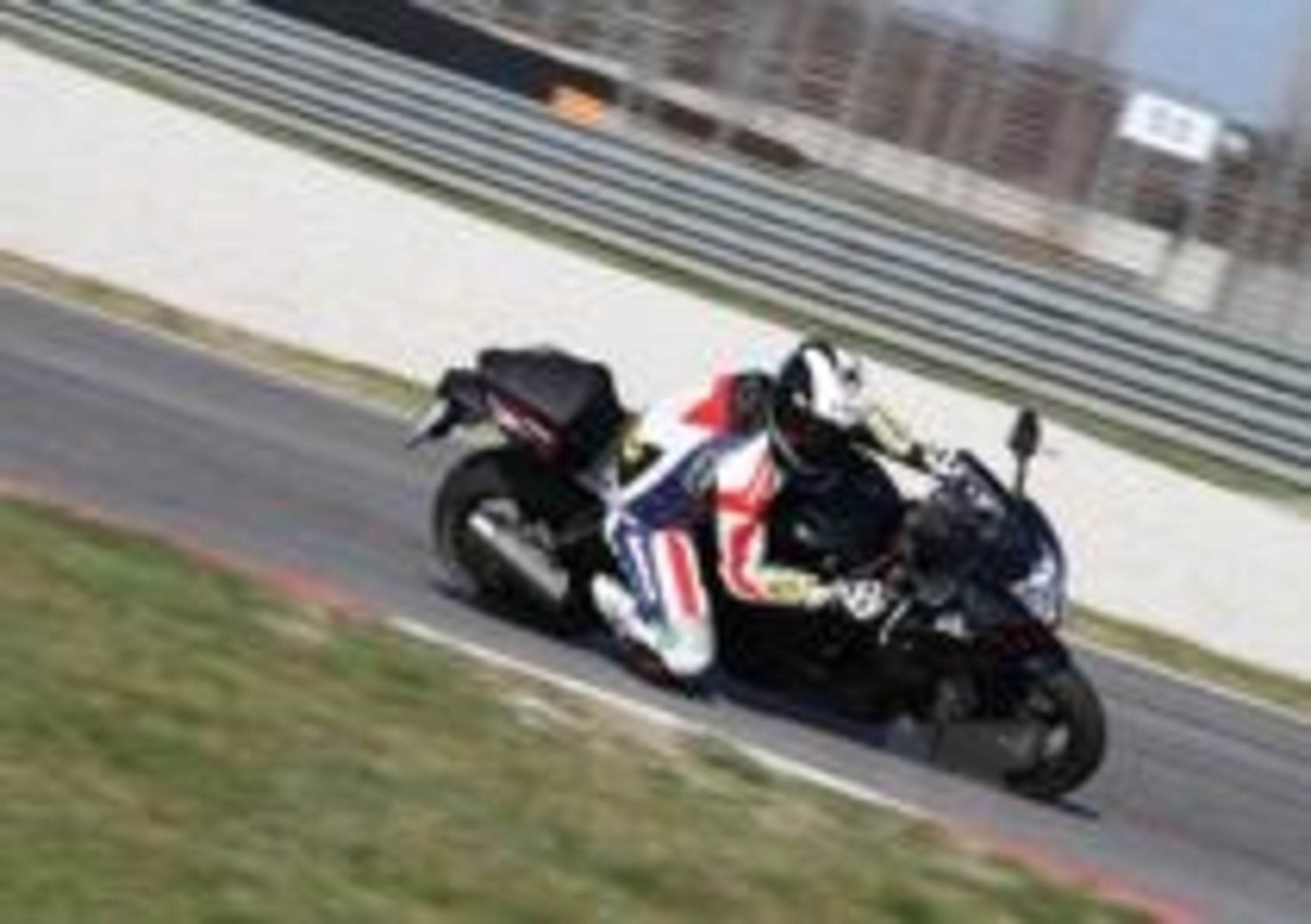 Prova Suzuki Gsx R 750 Prove Motoit