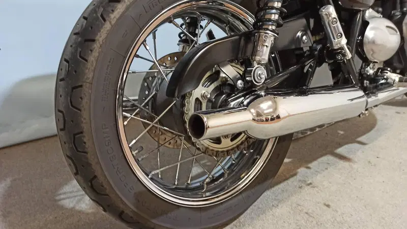Triumph Bonneville T100 (2017 - 20) (7)