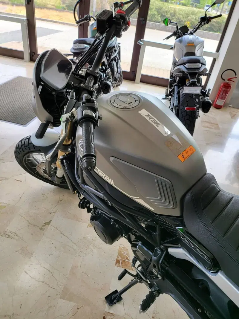Benelli Leoncino 800 Trail (2022 - 26) (5)