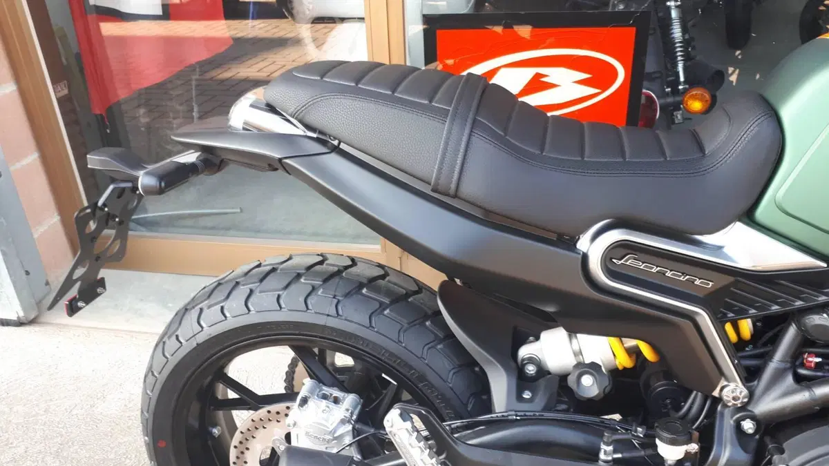 Benelli Leoncino 800 (2022 - 26) (6)