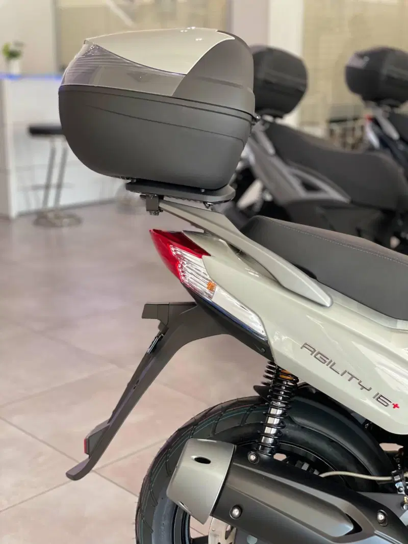 Kymco Agility 50 R16 + (2021 - 26) (7)