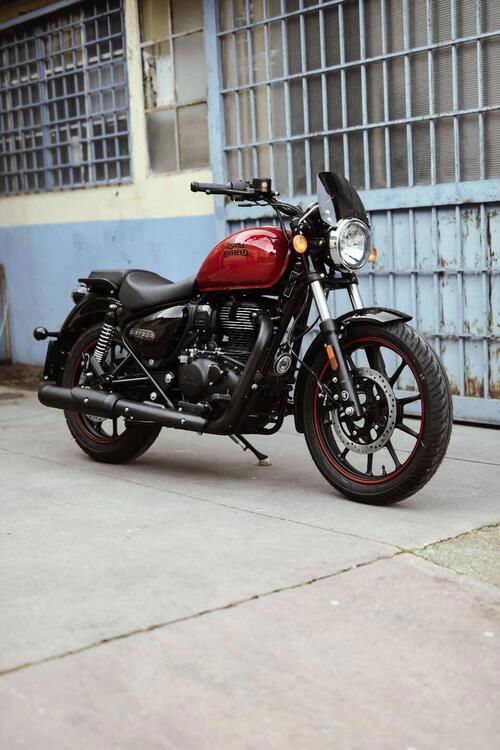 Royal Enfield Meteor 350 Fireball (2021 - 24)