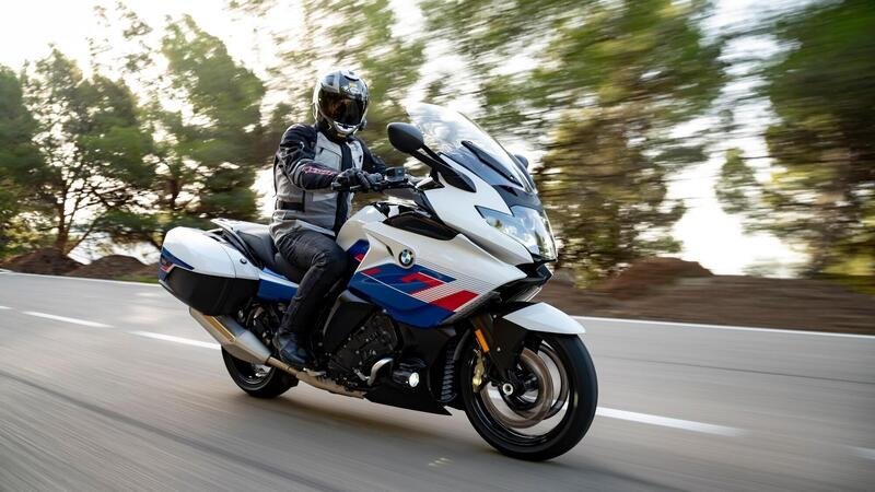 BMW Motorrad Riding Together: demo ride itinerante per tutta Italia