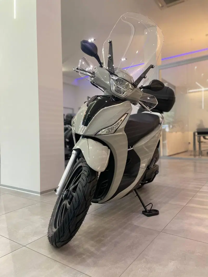 Kymco People 125i S (2021 - 25) (4)