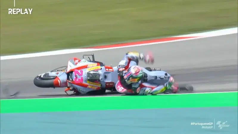 MotoGP 2022. GP del Portogallo, Enea Bastianini: "Mi fa male, ma niente di rotto" [VIDEO]
