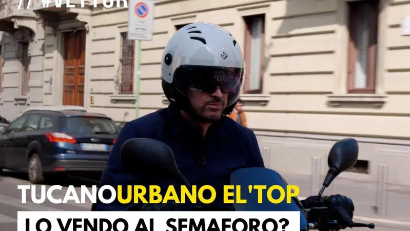 Tucano Urbano  El'top. Maurizio in giro per la citt&agrave; ferma tutti!