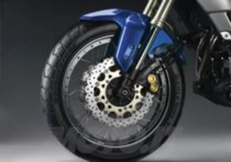 I raggi hanno l&amp;rsquo;angolazione giusta per resistere alle sollecitazioni dell&amp;rsquo;off-road e consentono l'adozione di pneumatici tubeless
