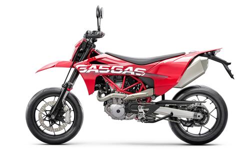 Ecco le nuove GASGAS ES 700 Enduro e SM 700 Supermoto 2022 (4)