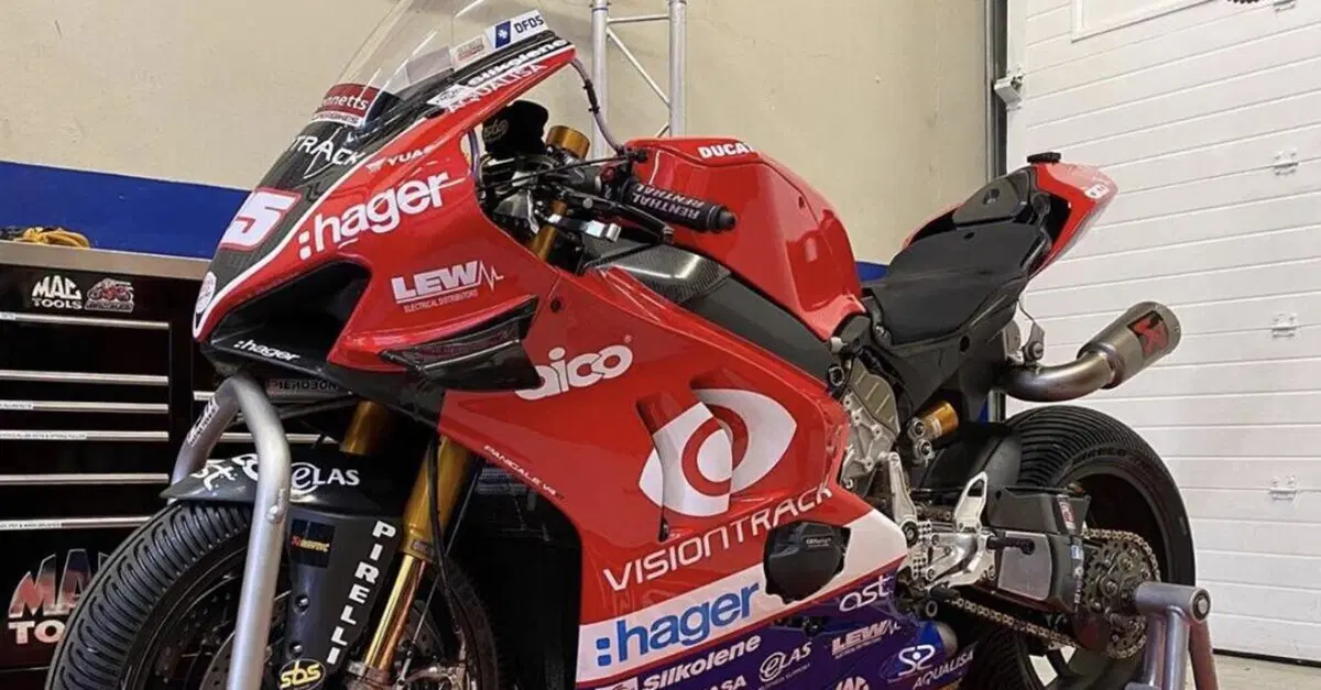 TT 2022: Michael Dunlop (di nuovo) a piedi
