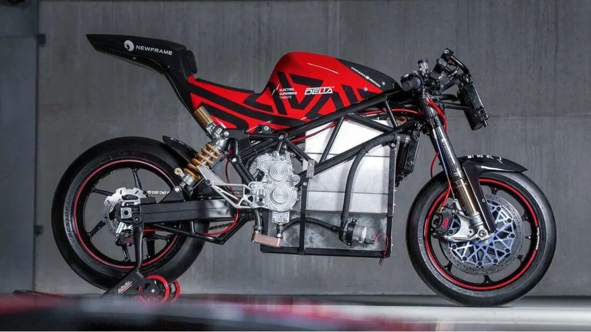 Delta-XE la superbike elettrica, da 300 km/h, degli studenti olandesi (3)