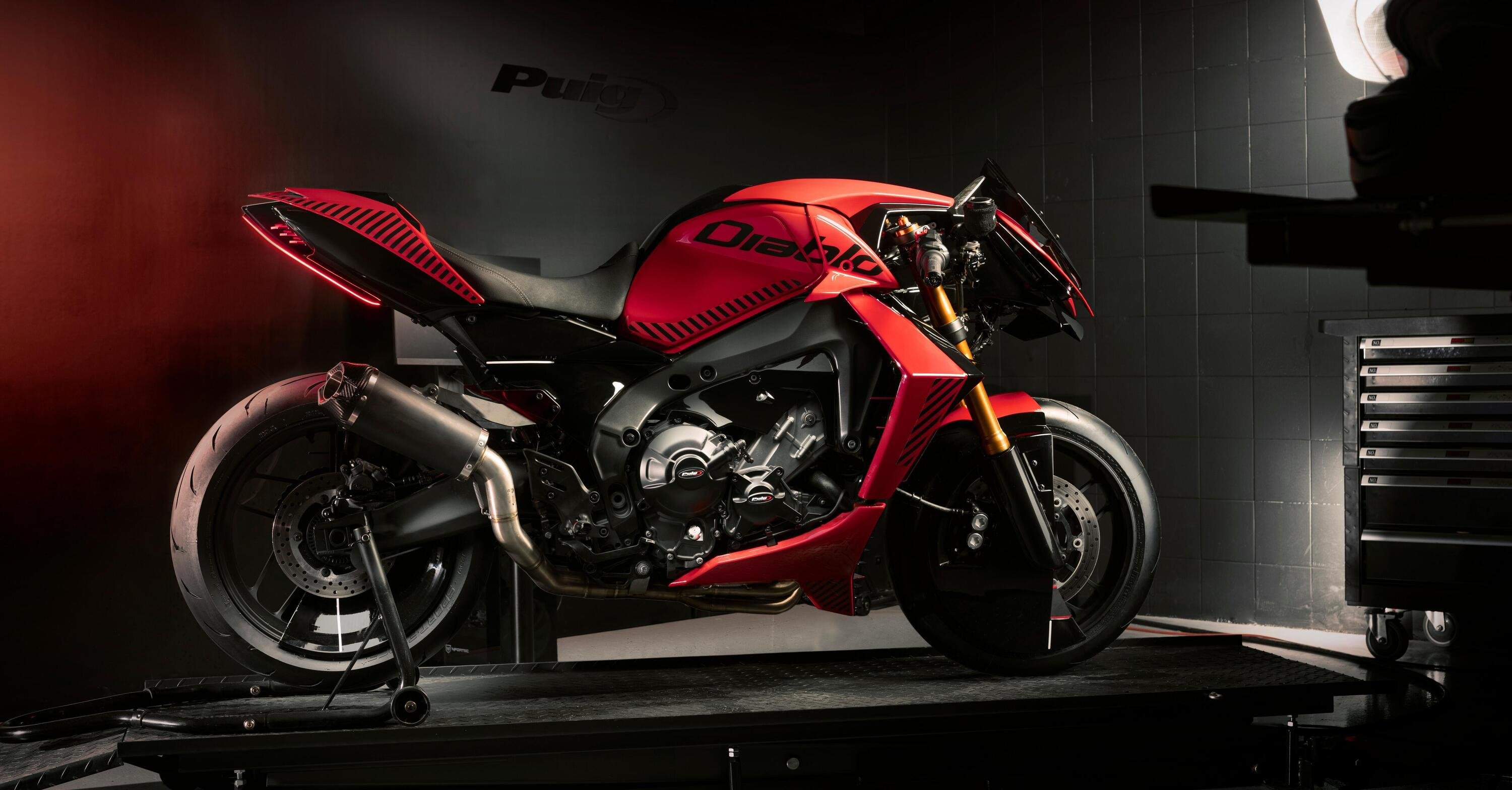 Diablo, da Puig una special su base Yamaha MT-09: mostra come saranno gli accessori moto del futuro