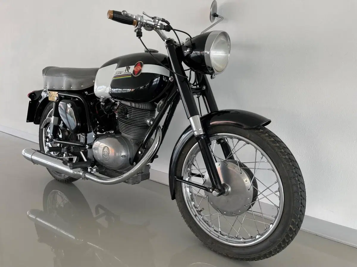 Gilera 175 SUPER 202 CC (8)