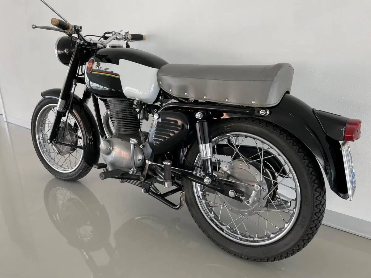 Gilera 175 SUPER 202 CC (14)