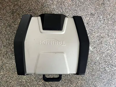 BAULETTO CON PIASTRA ORIGINALE TRIUMPH