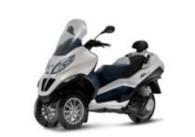 Piaggio MP3 Hybrid
