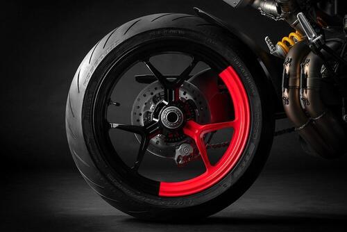 Ducati Hypermotard 950 RVE. Solo 100 esemplari per gli USA (7)