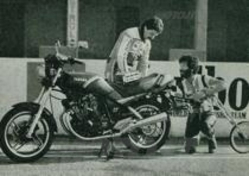 1983. Tanca e Cereghini a Monza testano per il mensile La Moto una Yamaha XS400
