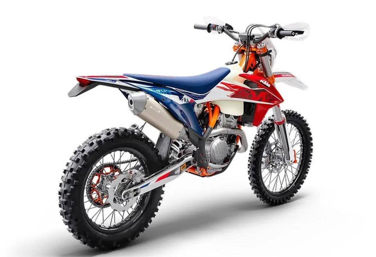 KTM presenta le Enduro Six Days 2023. Foto e prezzi (32)