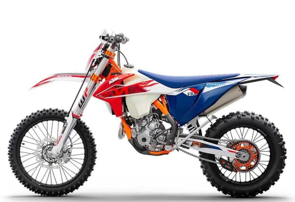 KTM presenta le Enduro Six Days 2023. Foto e prezzi (30)