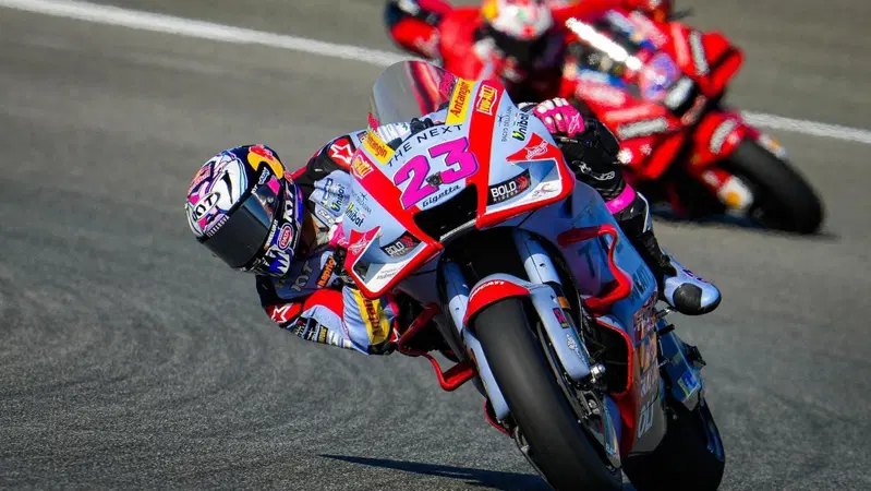MotoGP 2022. GP di Spagna a Jerez, Enea Bastianini contento a met&agrave;: "Bene con la soft meno con la media"