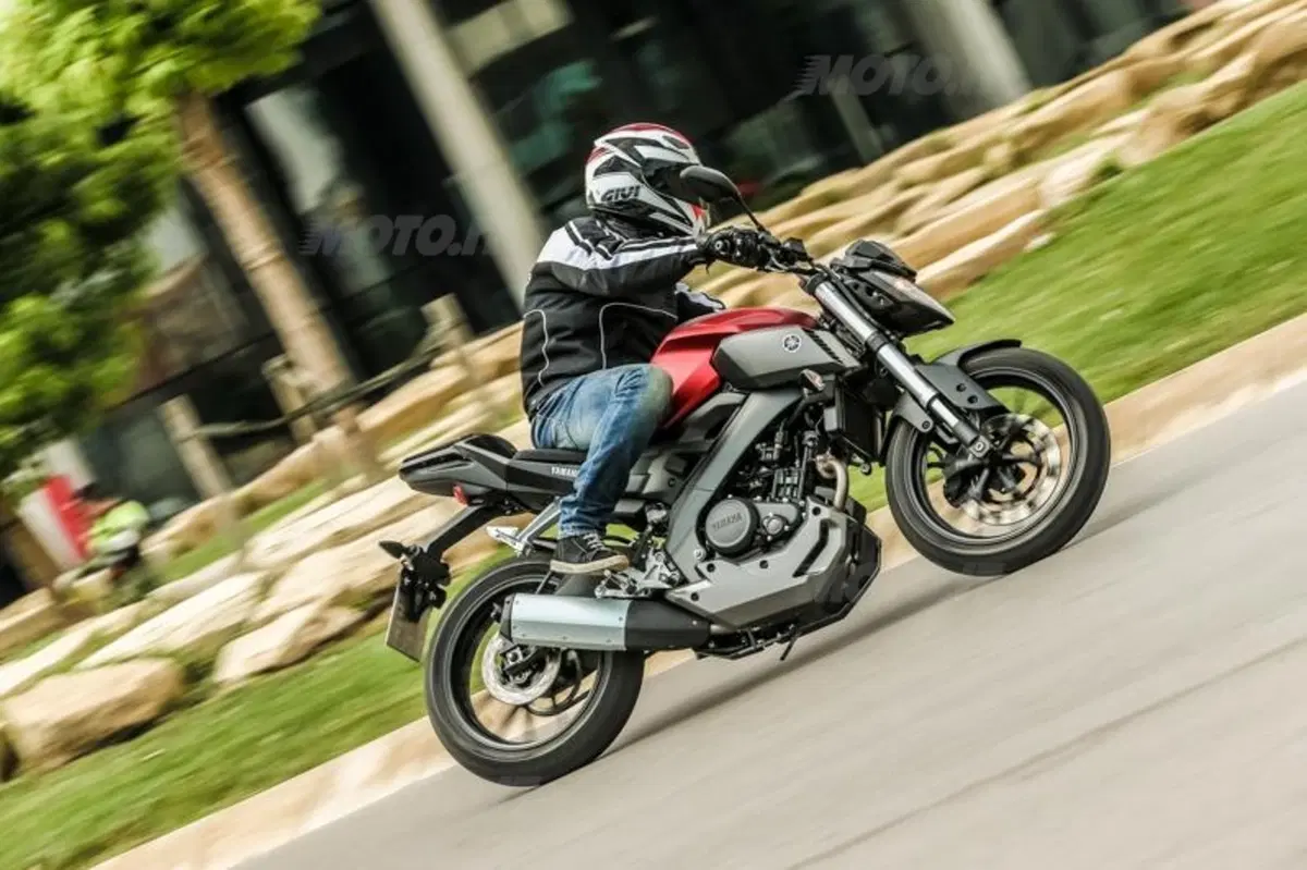 Yamaha MT-125 e YZF-R 125 (51)