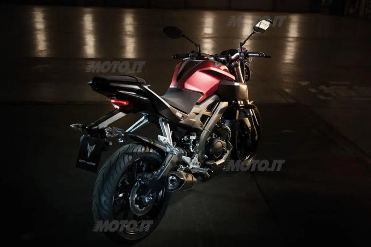 Yamaha MT-125 e YZF-R 125 (63)