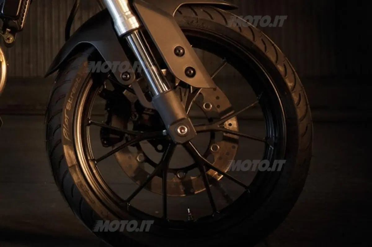 Yamaha MT-125 e YZF-R 125 (75)