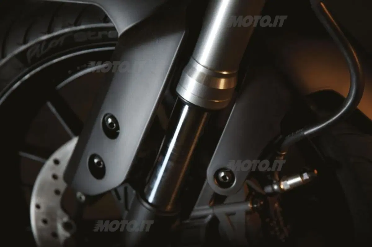 Yamaha MT-125 e YZF-R 125 (83)