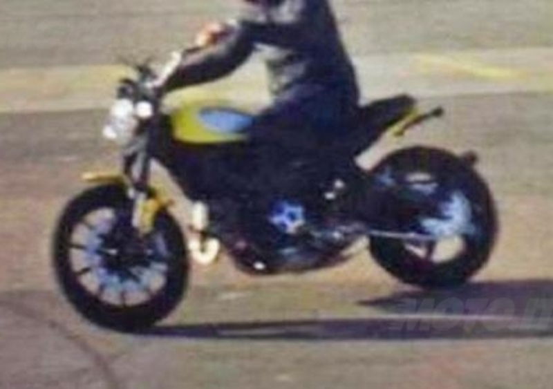 Ducati Scrambler 400 e 800. Le nostre indiscrezioni su prezzi e motori