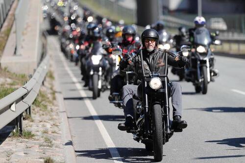 Megaraduno a Riga. In moto per la pace in Ucraina