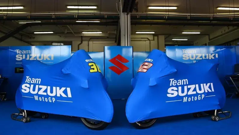 MotoGP 2022. Dorna non ci sta: "Suzuki non pu&ograve; decidere da sola di uscire dalla MotoGP"