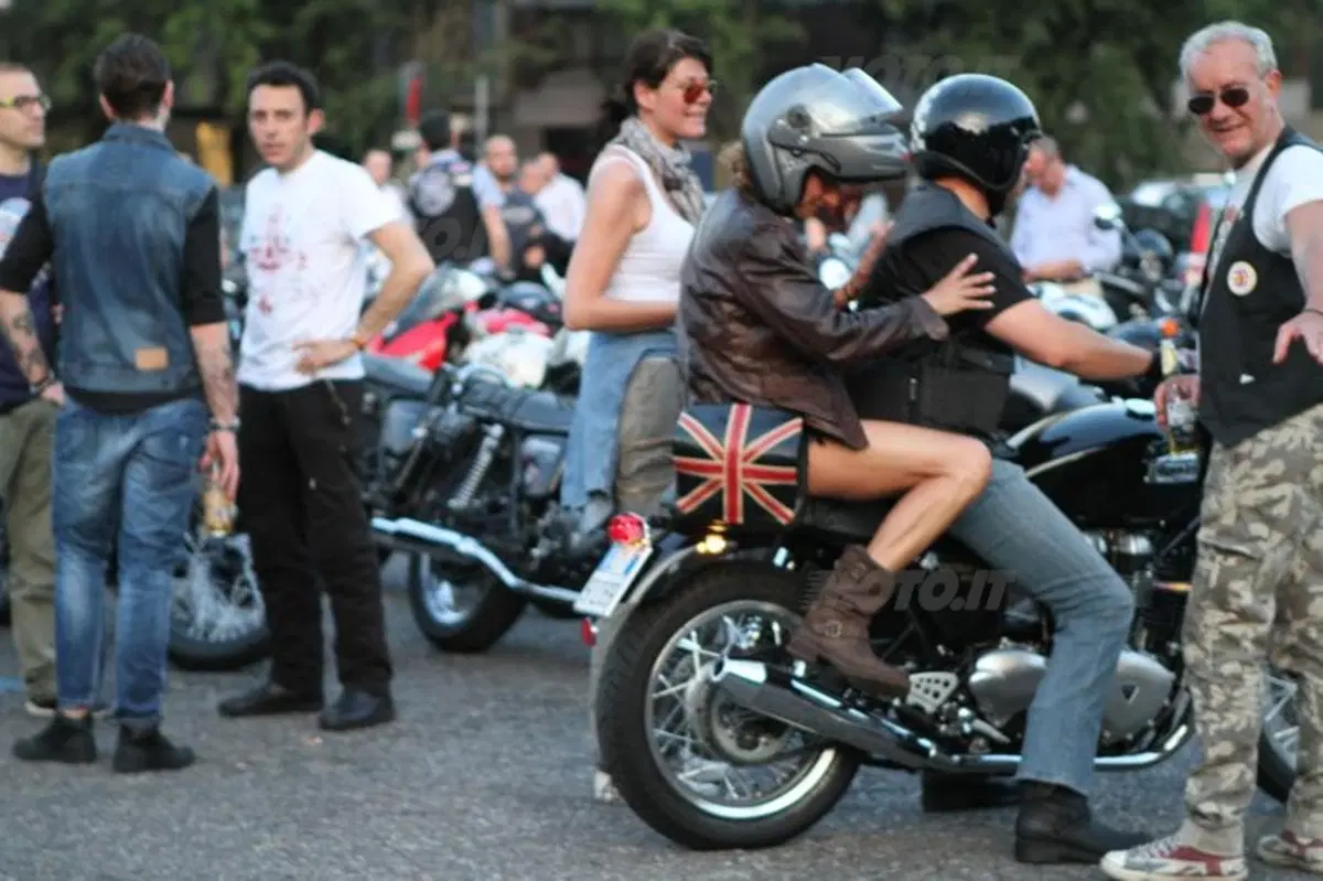 Triumph Milano City Tour by Night 2014 (12)
