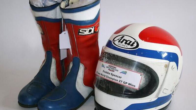Memorabilia all&#039;asta da Bonhams: venduta la collezione Phil Morris Road Racing Museum