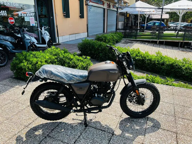 Brixton Motorcycles Cromwell 125 ABS (2021 - 26) (2)