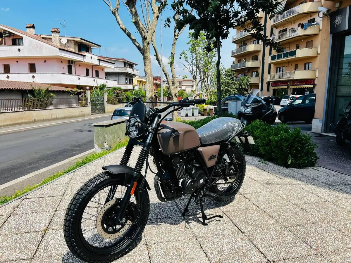 Brixton Motorcycles Cromwell 125 ABS (2021 - 26) (8)