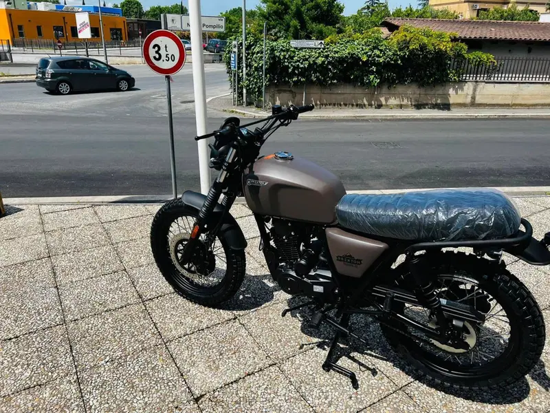 Brixton Motorcycles Cromwell 125 ABS (2021 - 26) (10)