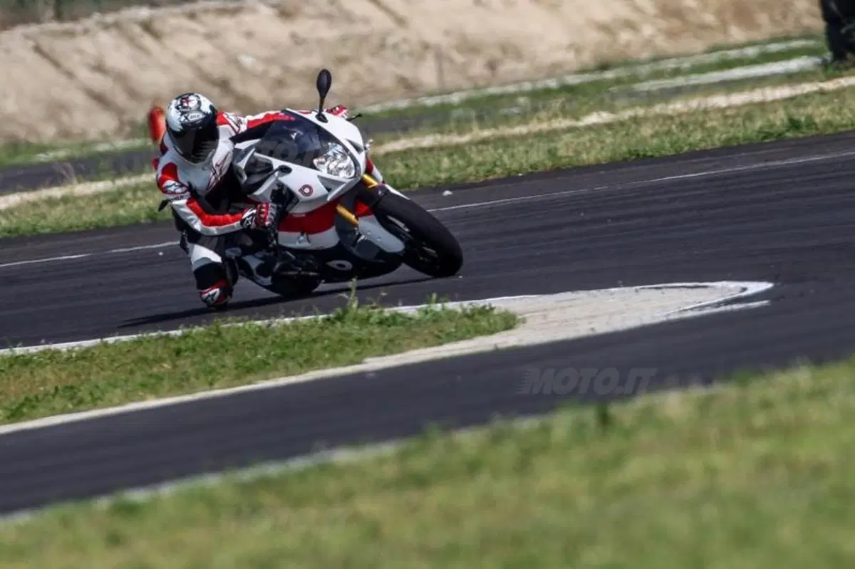 Bimota BB3 (6)