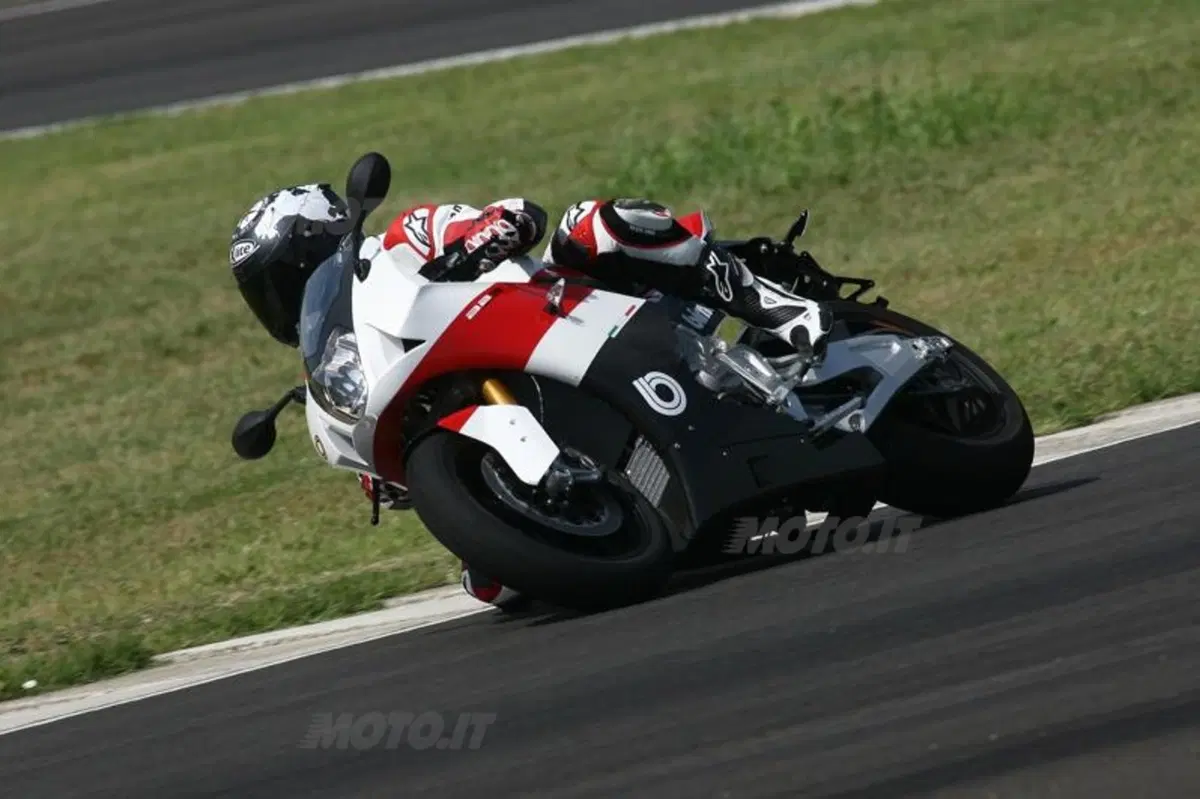 Bimota BB3 (8)