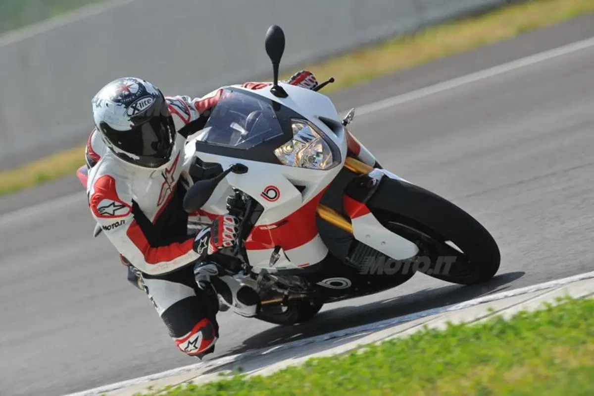 Bimota BB3 (10)