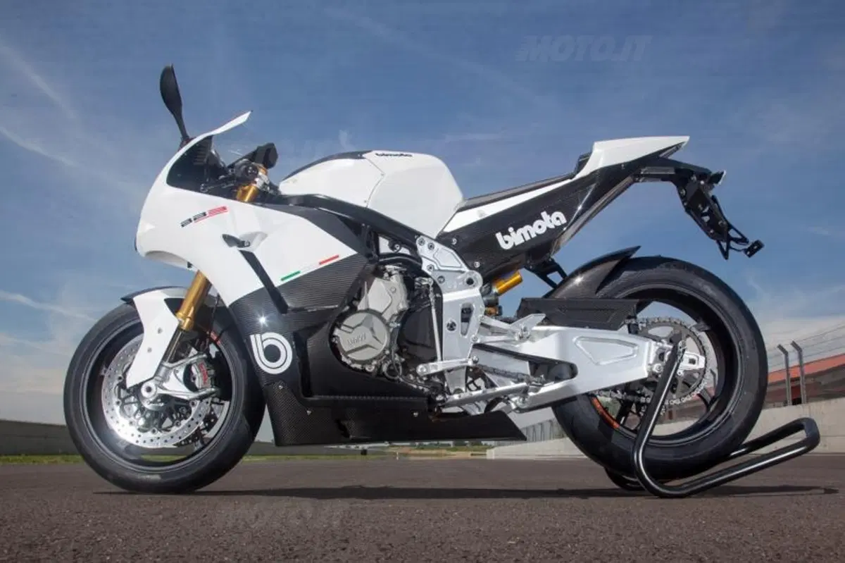 Bimota BB3 (12)