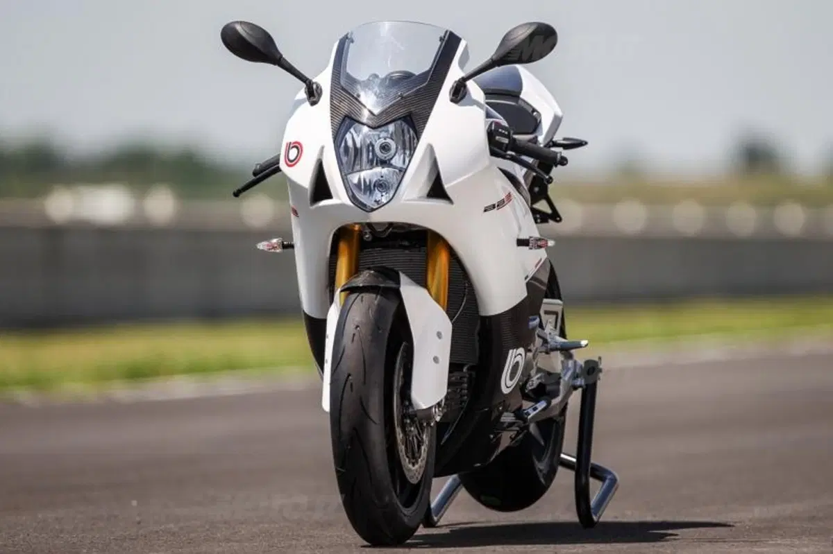 Bimota BB3 (14)