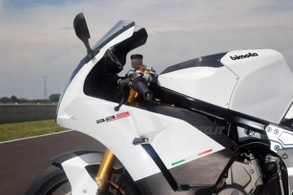 Bimota BB3 (20)