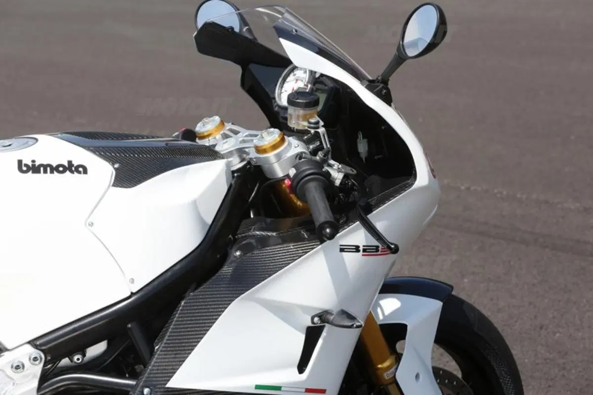 Bimota BB3 (21)